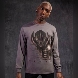 Small Alien Xenomorph Long Sleeve Shirt